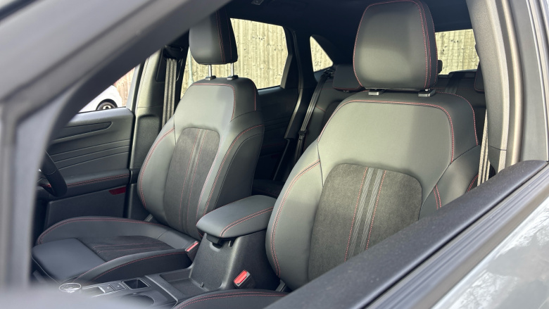 Ford Kuga 2.5 FHEV ST-Line X 5dr CVT Hybrid Estate